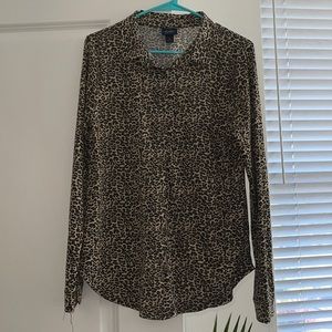 Leopard button down top from Buckle